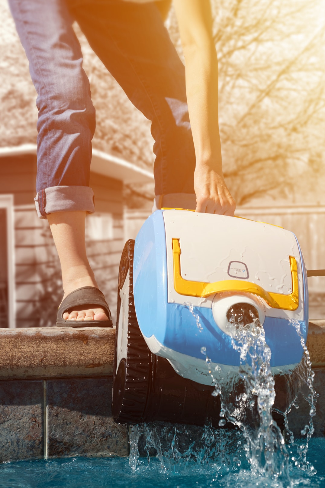AquaProducts pool cleaner