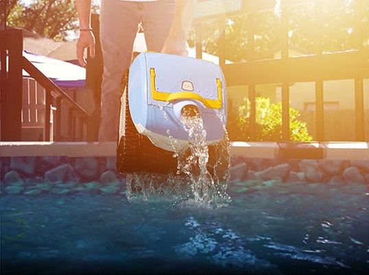 Powerful cleaning for above-ground pools